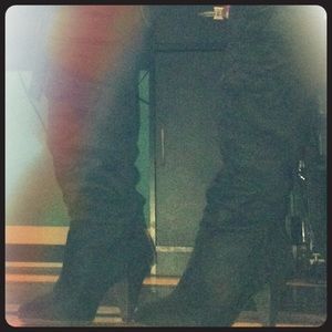 Black Knee High Heel Boots