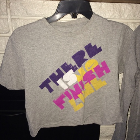 Nike Tops Bundle - Picture 2 of 3