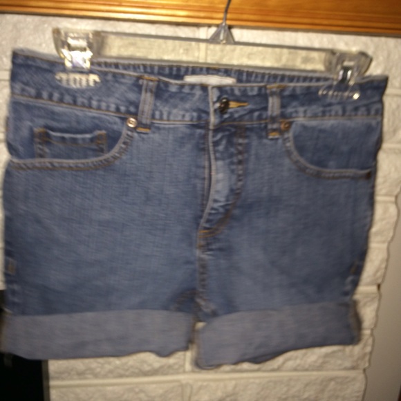 Custom Shorts Bundle - Picture 3 of 4