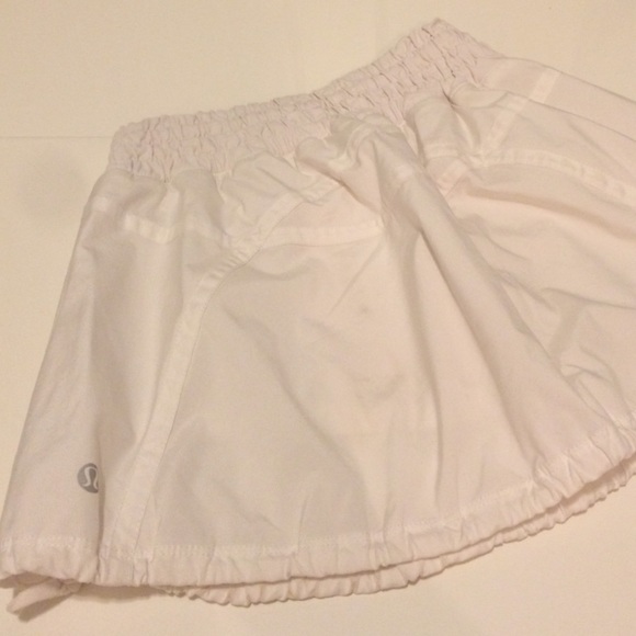 lululemon sporty skirt!