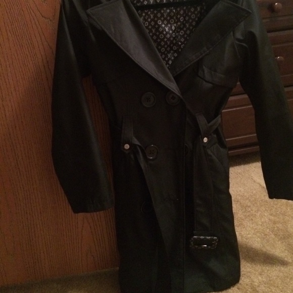 LV RAIN JACKET