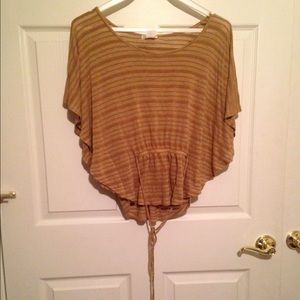 💯💫Anthropologie light shirt size medium