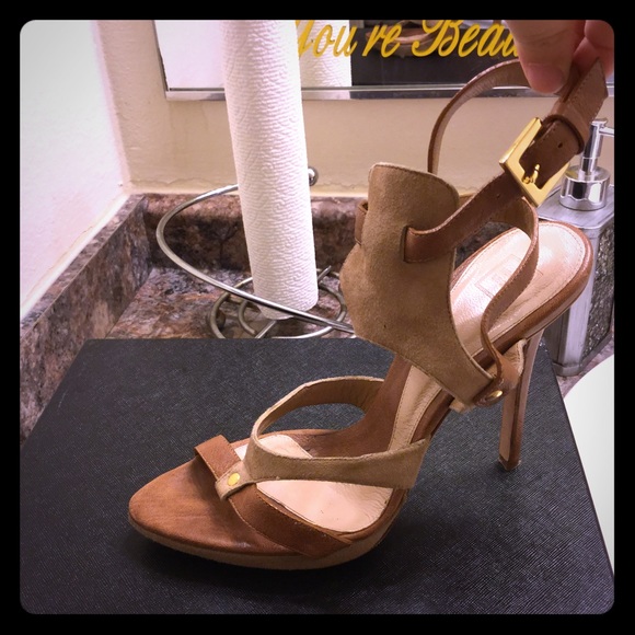Suede sandal