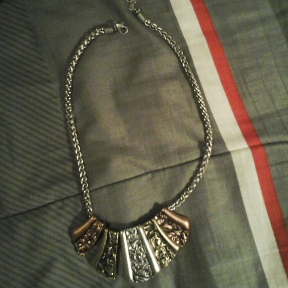 Avon Necklace