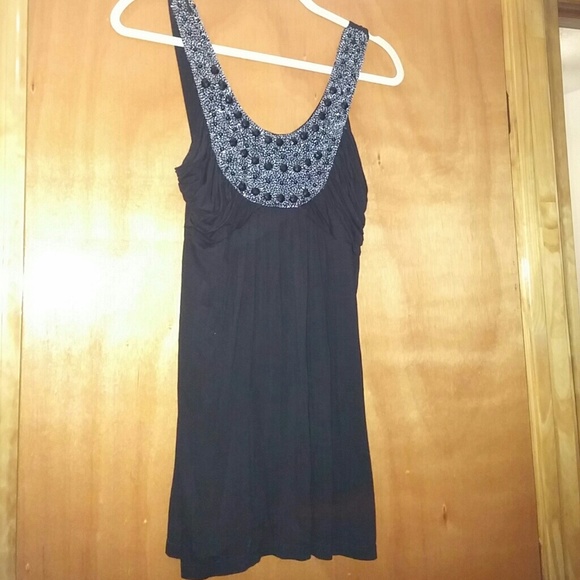 Cute black flowy tank top - Picture 2 of 2