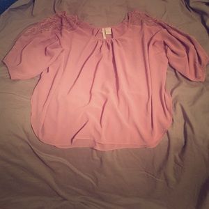 Blush pink Lauren Conrad top