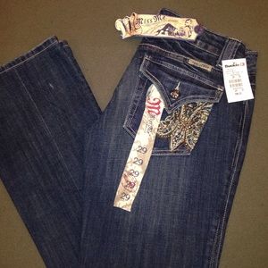 Miss Me's - Size 29  boot leg💕