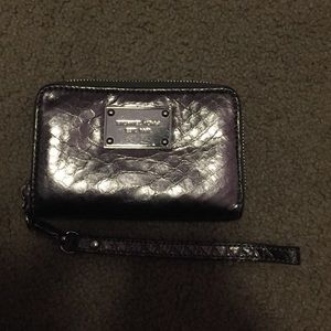 Michael Kors wristlet wallet