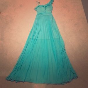 Gorgeous teal prom/formal full length dress!