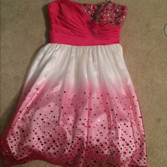 Pink and white ombré homecoming dress - Picture 1 of 4