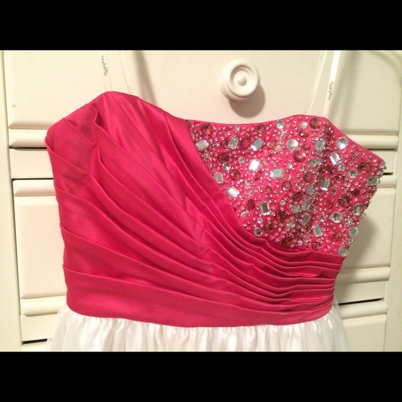 Pink and white ombré homecoming dress - Picture 3 of 4