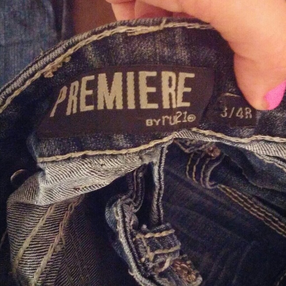 Jeans - Picture 3 of 3