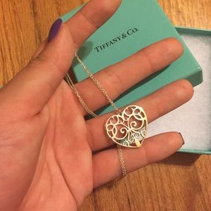 TIFFANY ENCHANT®
HEART PENDANT