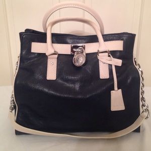 Micheal Kors bag