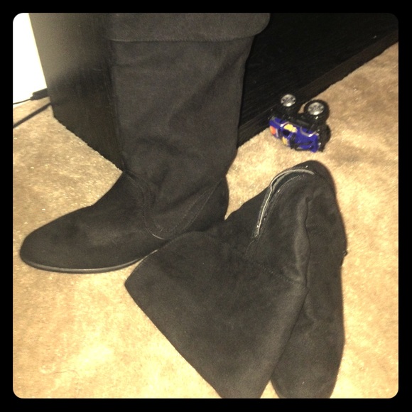 Everyday Black Boots