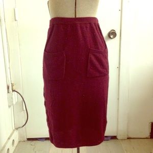 p e n c i l  s k i r t