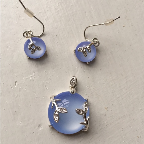 Oriental style earrings