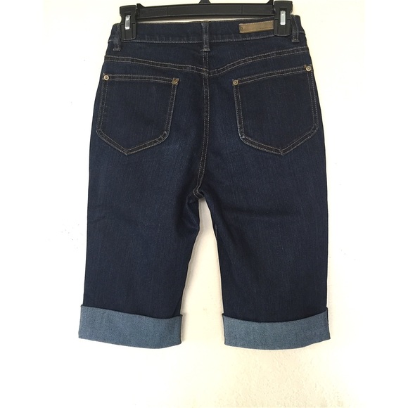 💥Cute Les Folles de joie stretch long shorts💥 - Picture 3 of 4