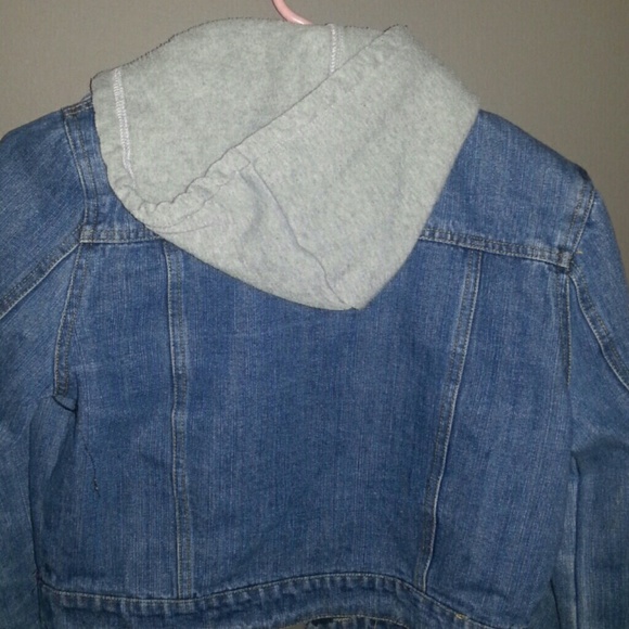 Jean jacket! - Picture 3 of 3