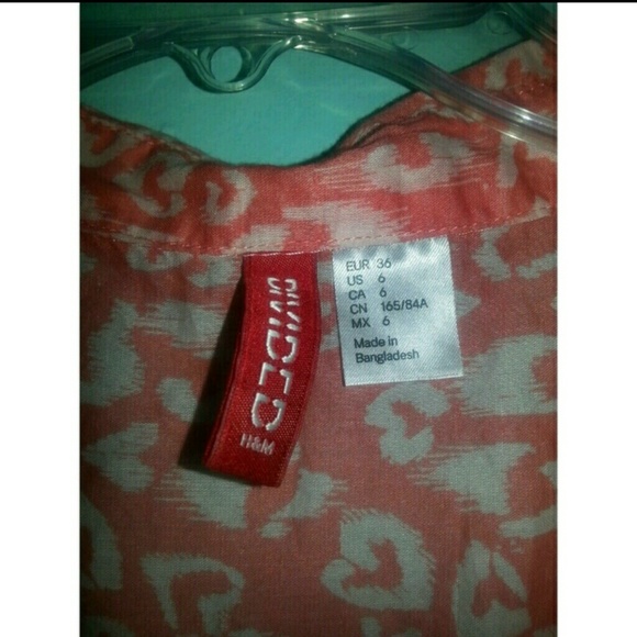 Cute Button Up Tank - Picture 2 of 3