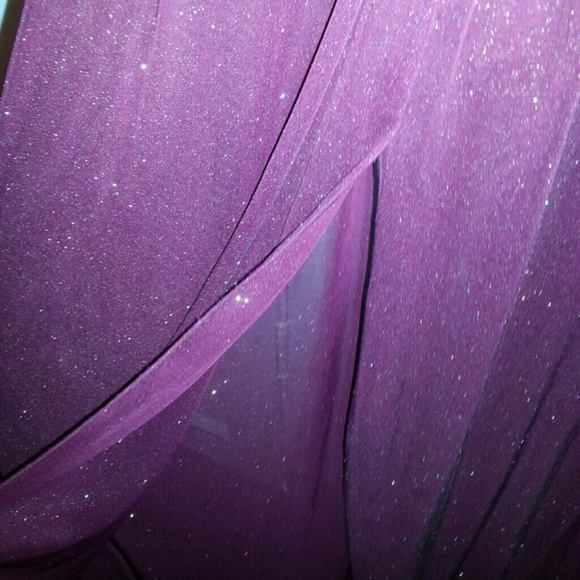 Dress - Picture 3 of 4
