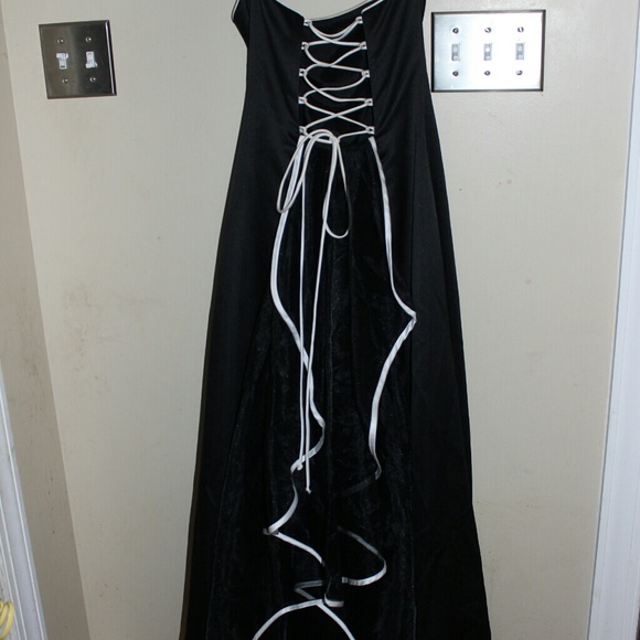 Black and white evening gown prom dress