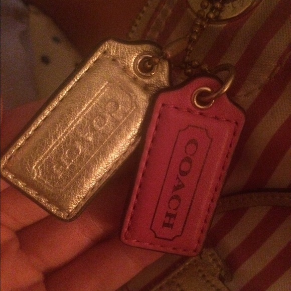Coach tags