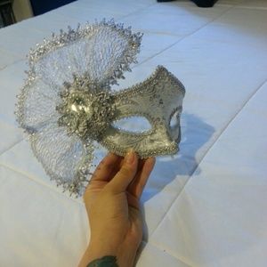Masquerade mask