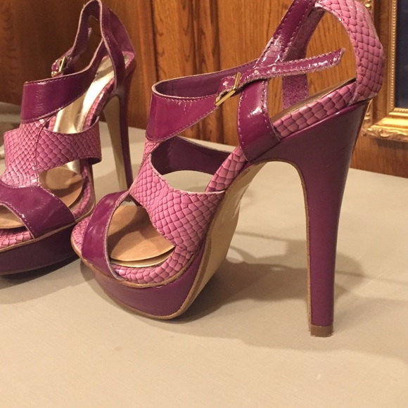 Heels - Picture 2 of 2