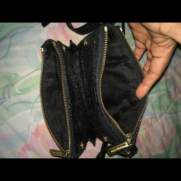 Michael Kors Python Skin Crossbody - Picture 4 of 4