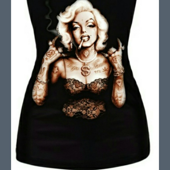 Marilyn Monroe muscle shirt