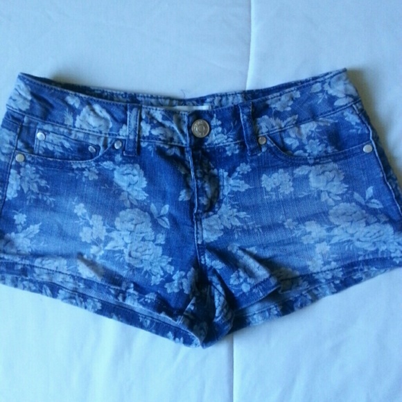 Floral jean shorts