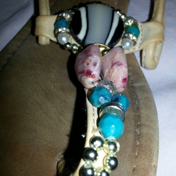 Sandles - Picture 3 of 3