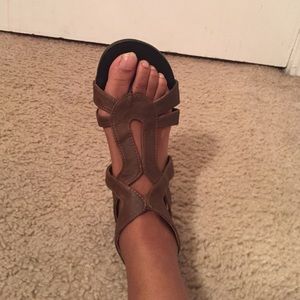 Brown gladiator sandles