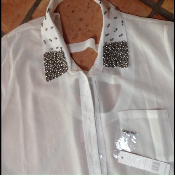 Romeo and Juliet Couture Tunic Blouse - Picture 3 of 3