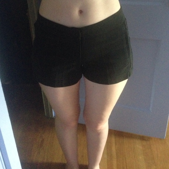 PRICE DROP ⬇️‼️Rampage Black Dressy Shorts