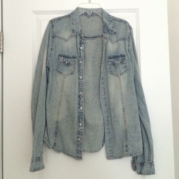 charlotte russe acid wash denim shirt, size m