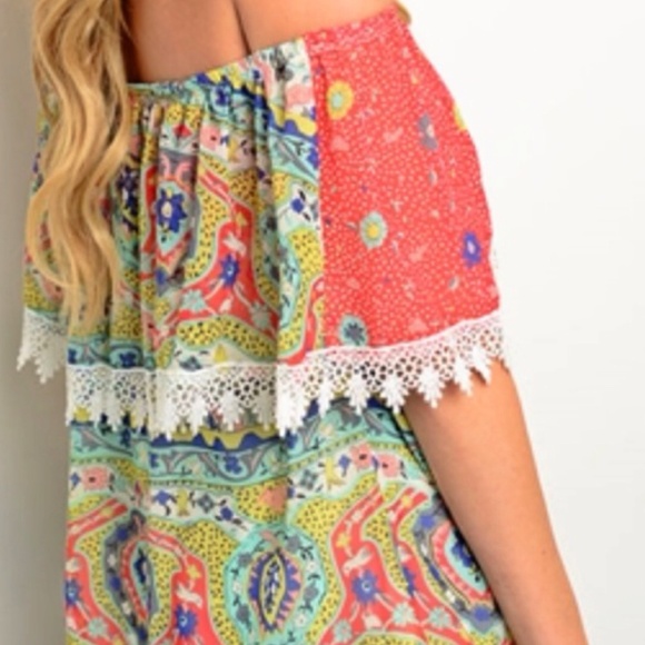 ⭐️⭐️⭐️⭐️⭐️Rated! Darling Off Shoulder Top😍😘❤️ - Picture 2 of 3