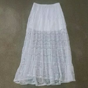 **Sold**  Ivory lace maxi skirt