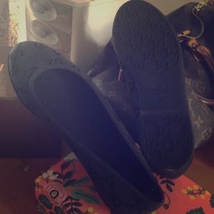 Never worn Gucci jelly flats
