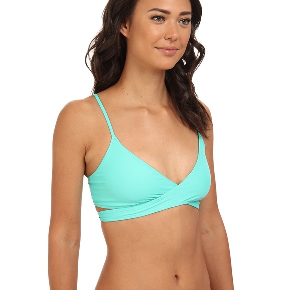 L space Chloe wrap top in Caribbean