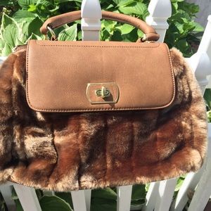 Faux fur bag! Accepting best offers!