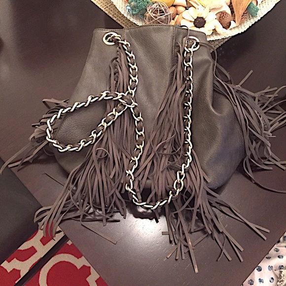 Boutique Handbags - Grey Fringe Hobo🔷