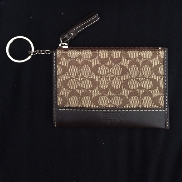 Authentic brown coach keychain/wallet - Picture 1 of 3