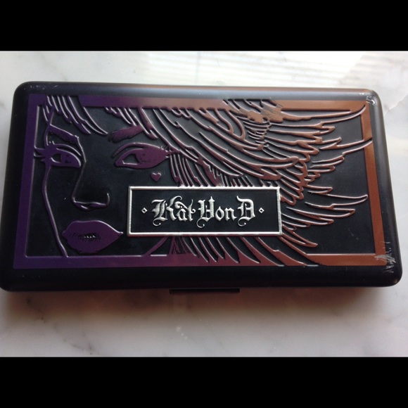 Kat Von D LadyBird Palette. Hardly used!