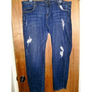 Plus Size Distressed Jeans