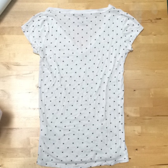 Polka dot t-shirt! - Picture 3 of 3