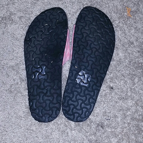 Sandles - Picture 2 of 4