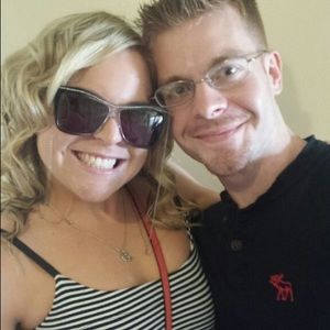 SALE▪️House of Harlow *grannie* sunnies!