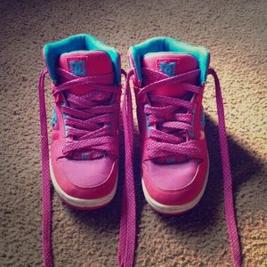 ~DC shoes~ size 7.5 women's